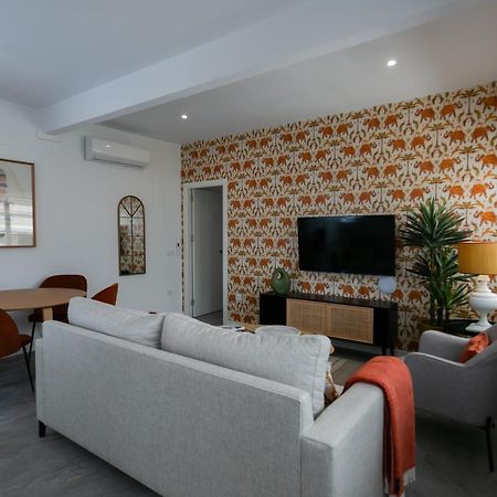 Lujoso Apartamento Con Piscina Compartida 1 Севиля Екстериор снимка